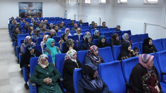 Altınova Ortaokulu Veli Bilgilendirme Toplantısı Yapıldı