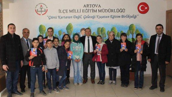 Çelikli Şehit Bekir Kurt Ortaokulu İle Kitap Değerlendirme Toplantısı Yapıldı