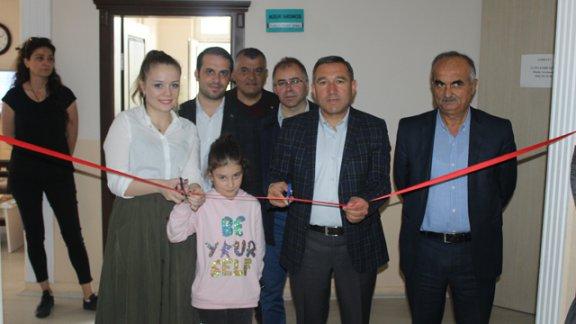 Artova Anadolu Lisesi Resim Sergisi Açılışı Yapıldı