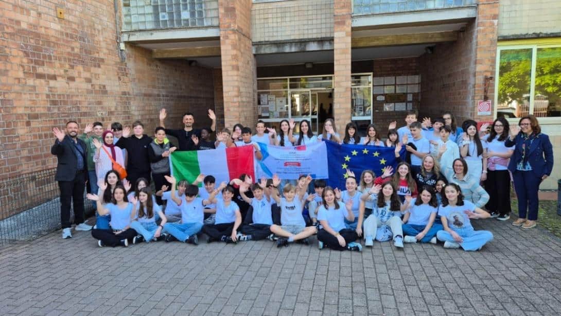 İtalya/Siena şehrinde 3 öğretmenimiz 